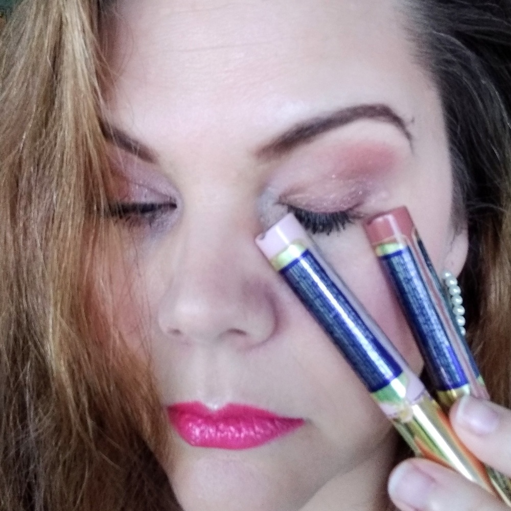Pink Posey and Pink Frost Eye Shadow Combo